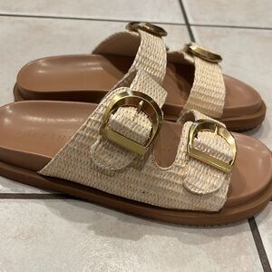 Altar’d State Sandals